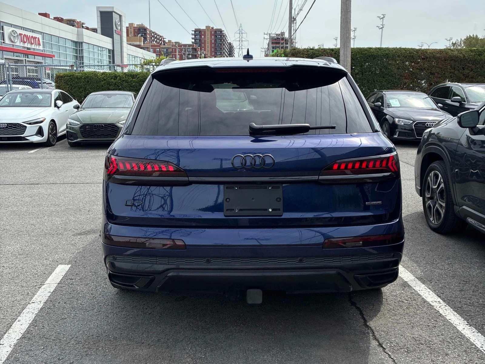 Audi Q7 * Technik * CARFAX * ОПЦИЯ ЗА ФИНАНСИРАНЕ, снимка 4 - Автомобили и джипове - 55954885