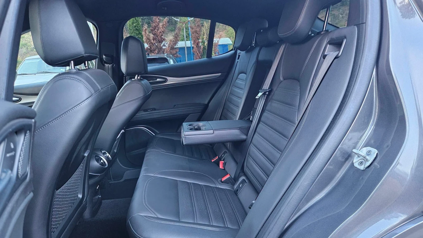 Alfa Romeo Stelvio 2.2JTDM Q4 VELOCE , снимка 7 - Автомобили и джипове - 56326447