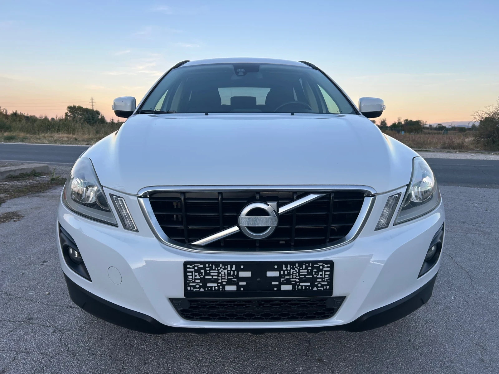 Volvo XC60 2.4 D5, снимка 2 - Автомобили и джипове - 56368218
