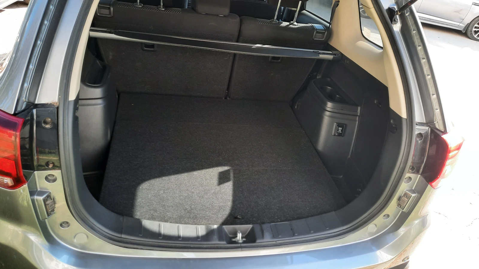 Mitsubishi Outlander, снимка 5 - Автомобили и джипове - 56509310