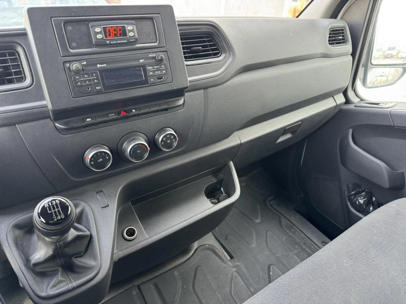 Renault Master хладилен, снимка 10 - Бусове и автобуси - 48780111