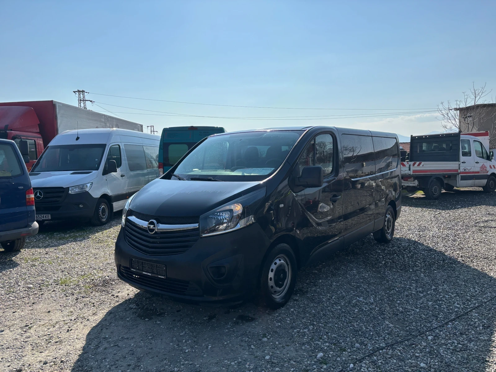 Opel Vivaro 9 МЕСТА КЛИМА ТЕМПОМАТ MAXI EURO5B 