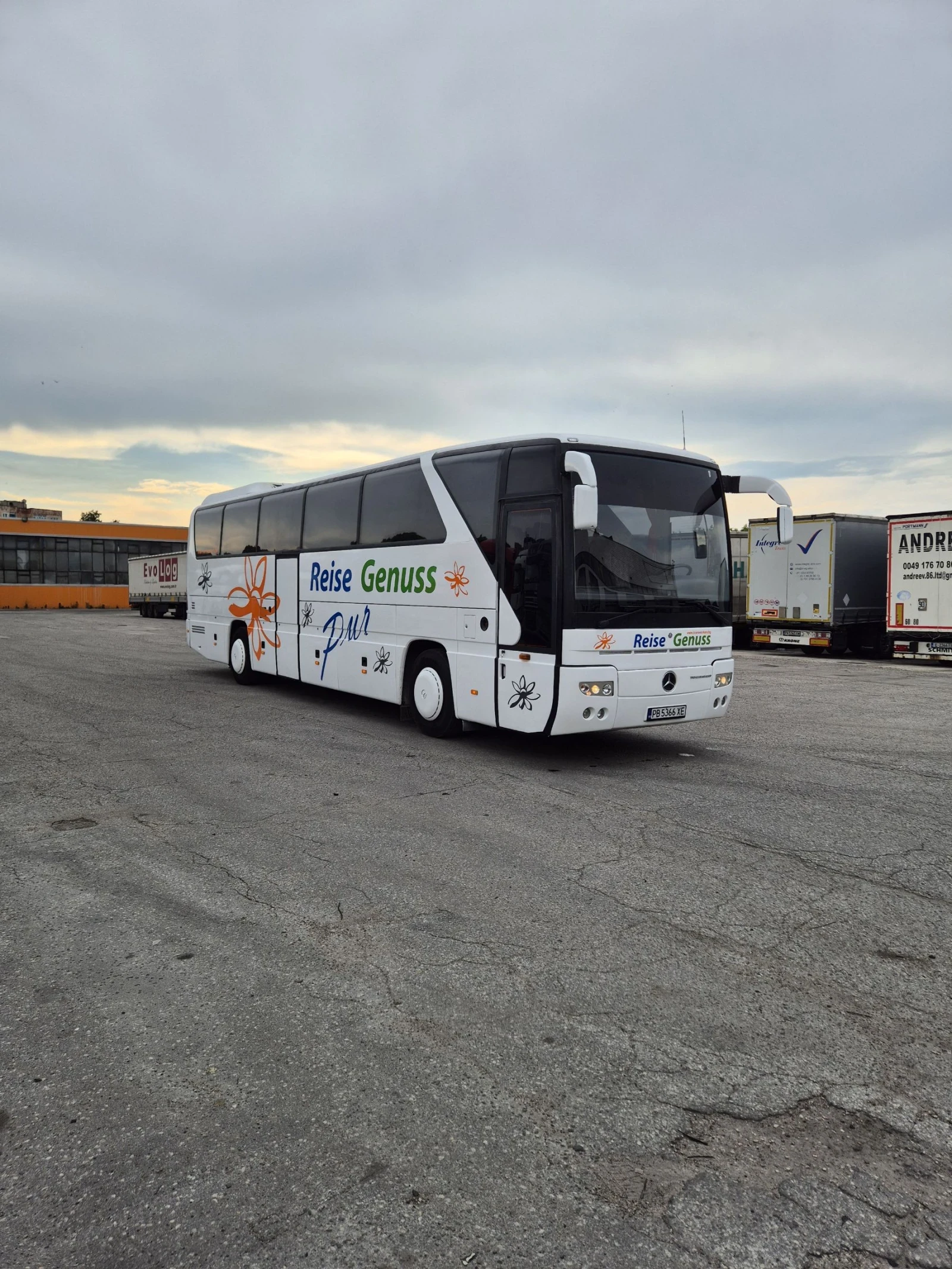 Mercedes-Benz Tourismo O 350 RHD Евро 3, снимка 8 - Бусове и автобуси - 55234599