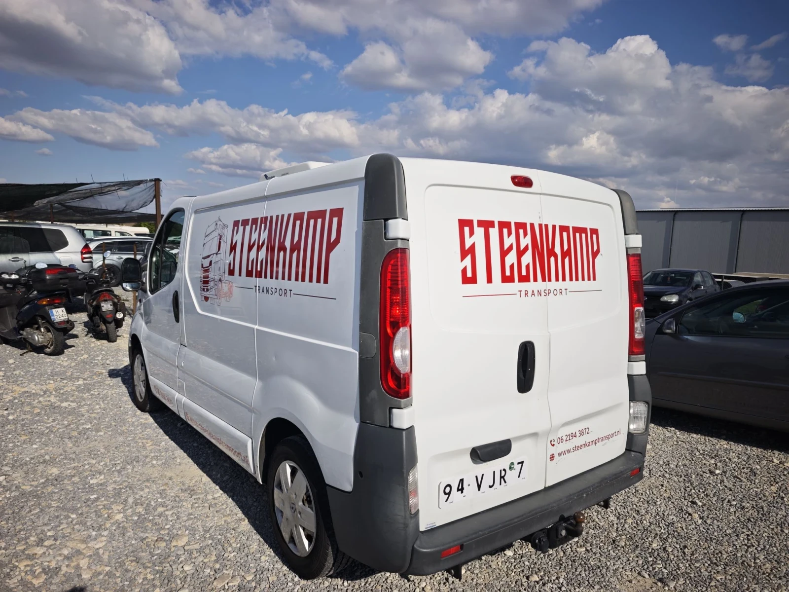 Renault Trafic 2.5, снимка 7 - Бусове и автобуси - 56328665