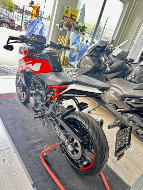 Ktm Duke 125 ABS/LED 11.2017г., снимка 9
