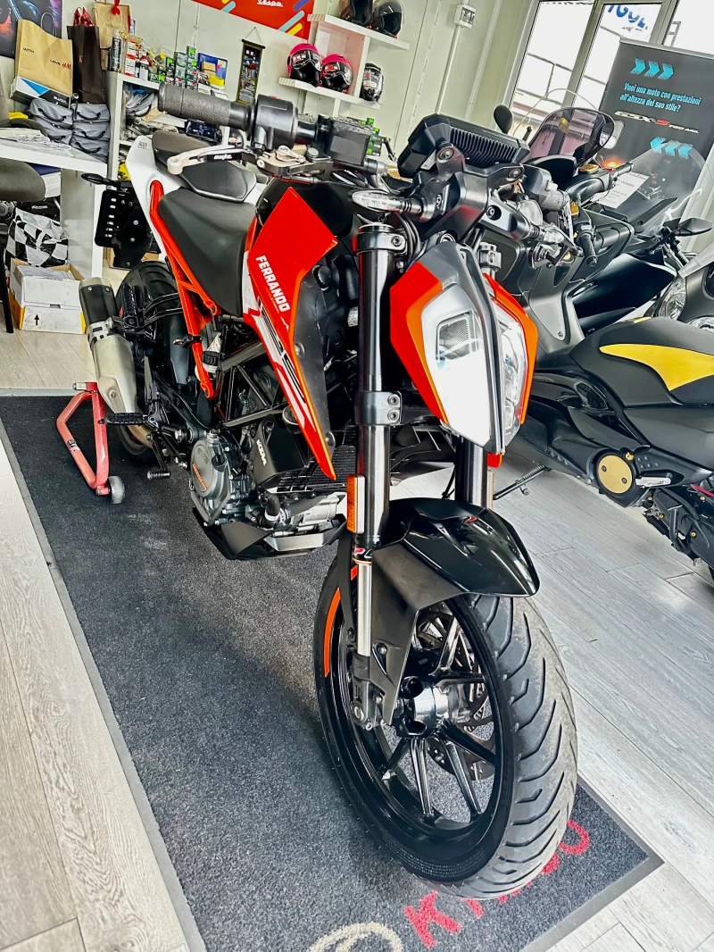 Ktm Duke 125 ABS/LED 11.2017г., снимка 6 - Мотоциклети и мототехника - 49944556