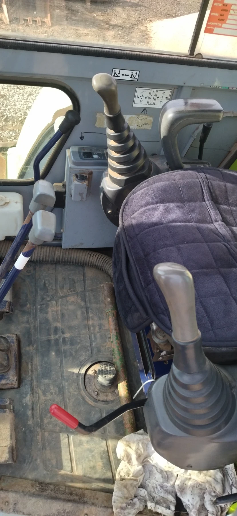  Akerman  50 AU | Mobile.bg   11