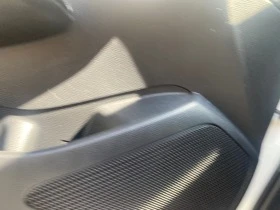 Toyota Corolla 1.6 VVTi, снимка 10