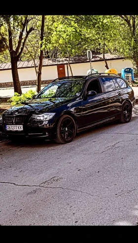 BMW 330, снимка 1