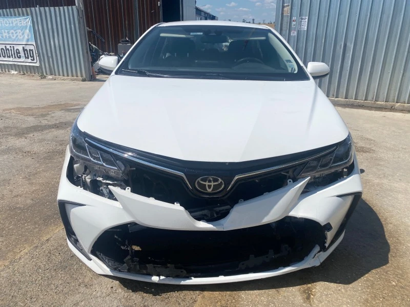 Toyota Corolla 1.6 VVTi, снимка 2 - Автомобили и джипове - 46723920