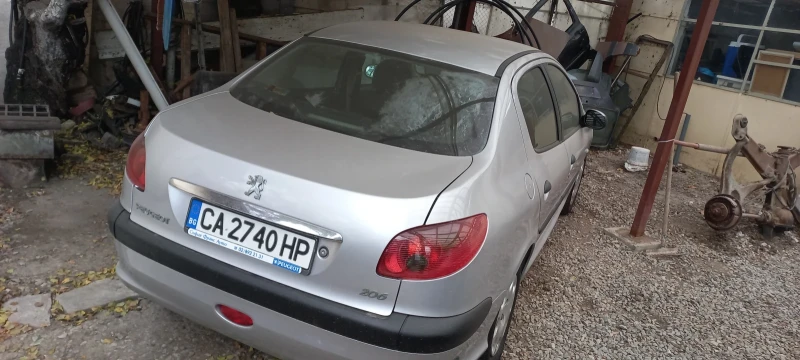 Peugeot 206, снимка 2 - Автомобили и джипове - 47926682