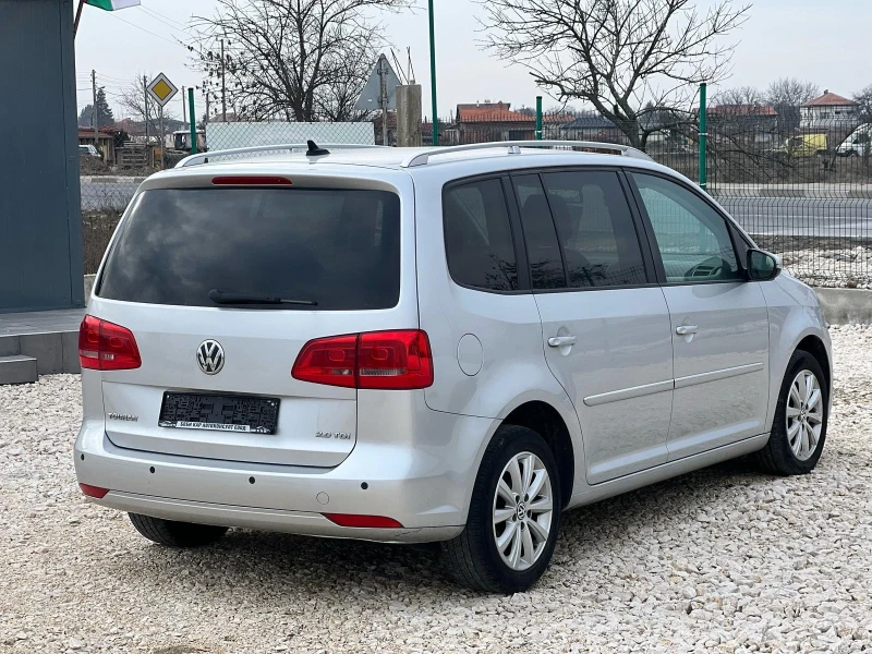 VW Touran 2.0 -140 к.с, снимка 5 - Автомобили и джипове - 49511678