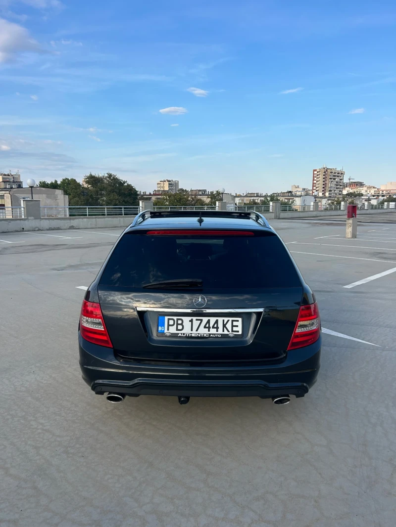 Mercedes-Benz C 350 CDI // AMG PACK // ПАНОРАМА // HARMAN // 4MATIC, снимка 4 - Автомобили и джипове - 47443448