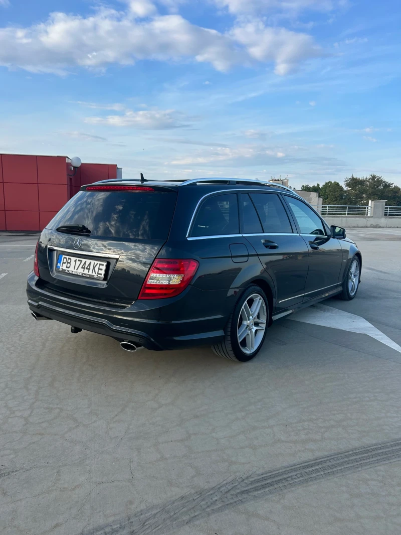 Mercedes-Benz C 350 CDI // AMG PACK // ПАНОРАМА // HARMAN // 4MATIC, снимка 3 - Автомобили и джипове - 47357940