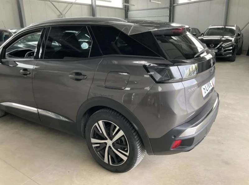 Peugeot 3008 1.6 HYBRID ALLURE 224кс, снимка 13 - Автомобили и джипове - 47392125