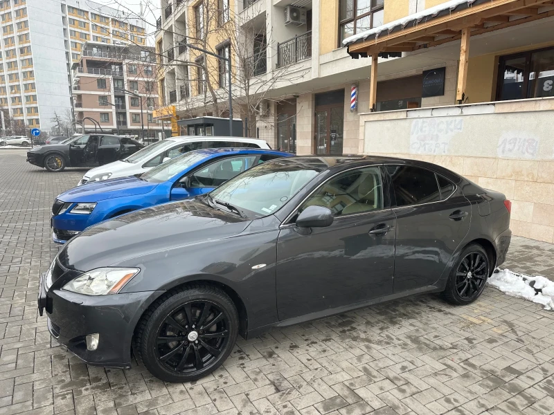 Lexus IS 220d, снимка 4 - Автомобили и джипове - 48757753