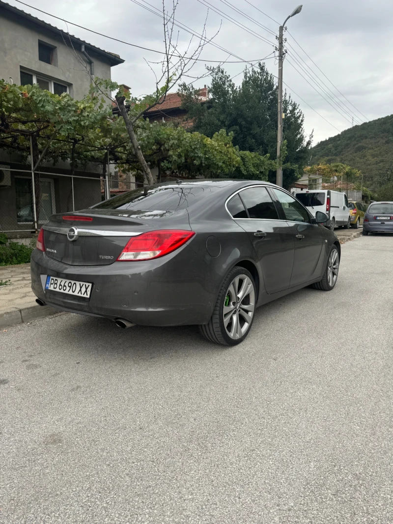 Opel Insignia, снимка 3 - Автомобили и джипове - 48987670