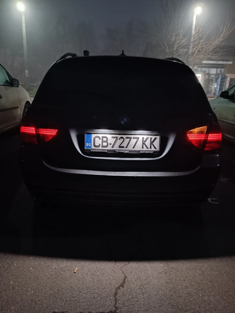 BMW 330, снимка 3 - Автомобили и джипове - 49089368