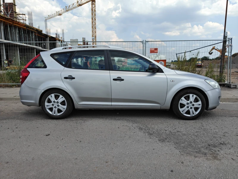 Kia Ceed 1.4i ГАЗ, снимка 6 - Автомобили и джипове - 51344186