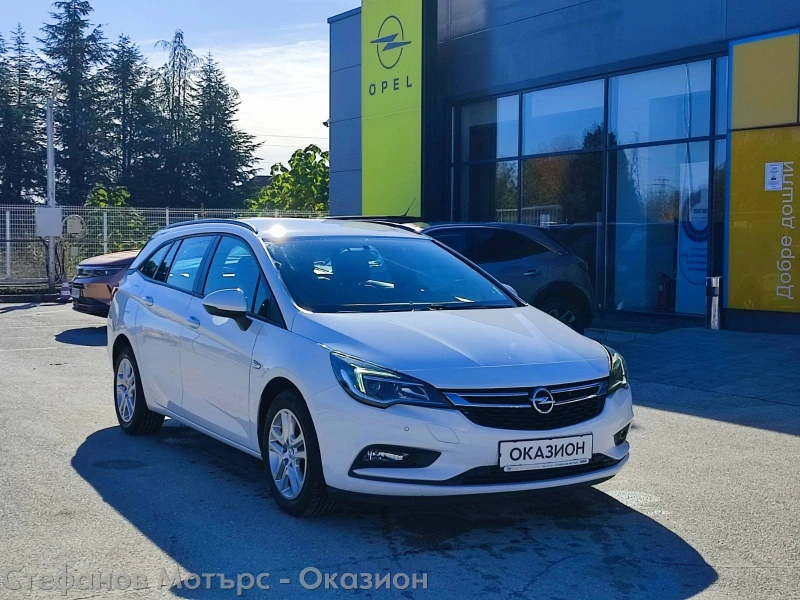 Opel Astra Sp. Tourer Edition 1.6 CDTI (136hp) MT6, снимка 3 - Автомобили и джипове - 52470061