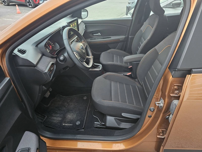 Dacia Sandero 1.0 TCe 90 Stop&Start EDC, снимка 12 - Автомобили и джипове - 52773917