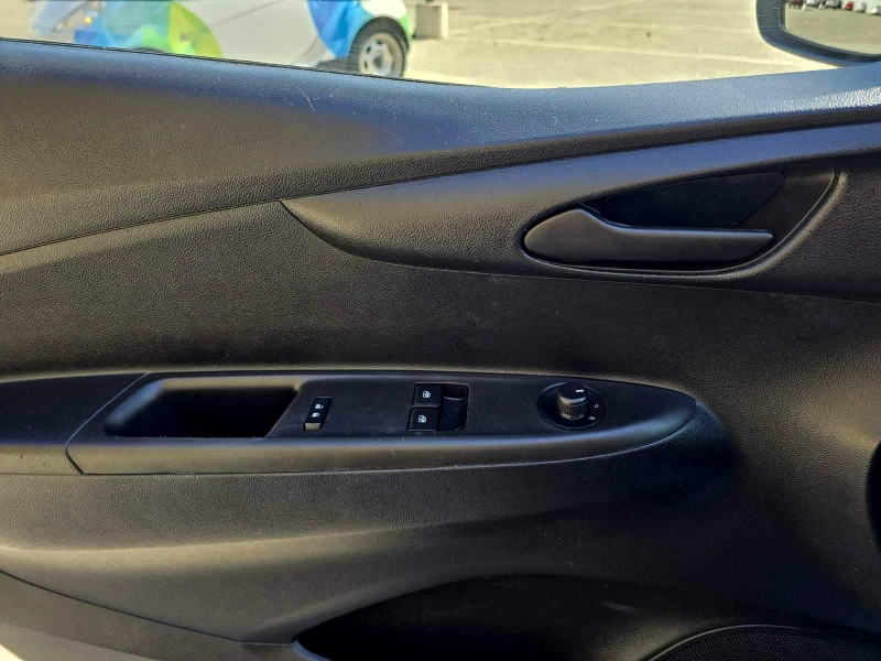 Opel Karl КОЛЕДНА ПРОМОЦИЯ/КАТО НОВ/1.0/75hp, снимка 7 - Автомобили и джипове - 52875567