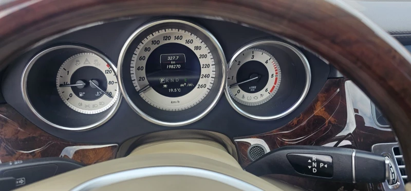 Mercedes-Benz CLC 350 CDI, снимка 10 - Автомобили и джипове - 53488745