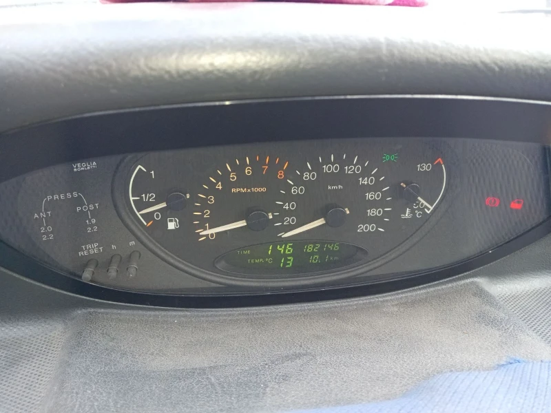 Lancia Ypsilon 1.2, снимка 5 - Автомобили и джипове - 53541234