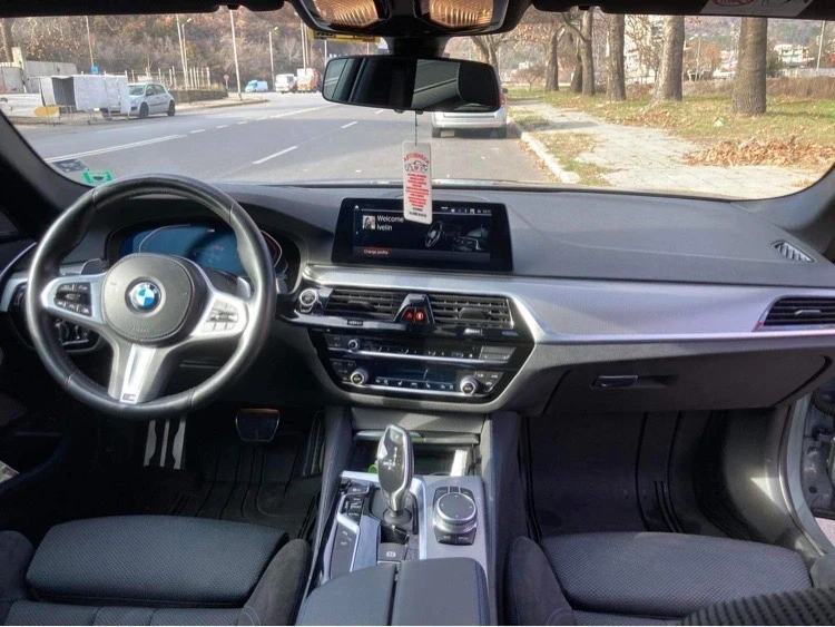 BMW 530 X-DRIVE M.Power БАРТЕР ЛИЗИНГ 1 СОБСТВЕНИК, снимка 9 - Автомобили и джипове - 47520139