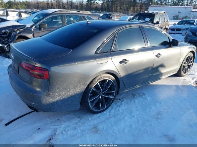 Audi S8 PLUS* BOSE* HEAD-UP* CARBON* ОБДУХ* 360 КАМЕРИ - изображение 6