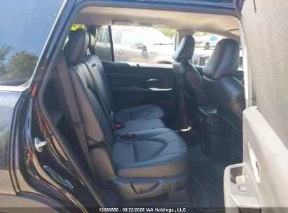 Toyota Grand Highlander HYBRID XLE, снимка 8 - Автомобили и джипове - 53581133