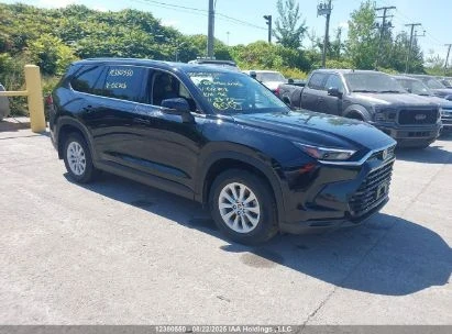 Toyota Grand Highlander HYBRID XLE, снимка 2 - Автомобили и джипове - 53581133