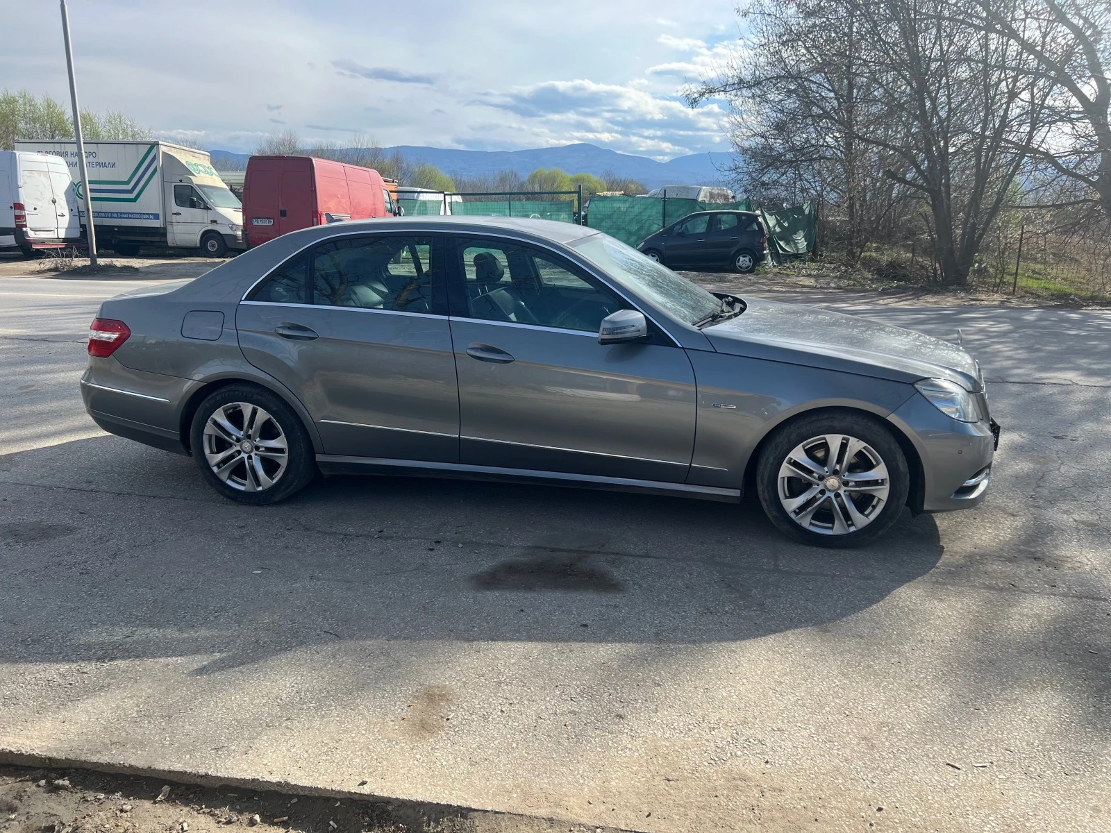 Mercedes-Benz E 350 CDI 4MATIC - изображение 3