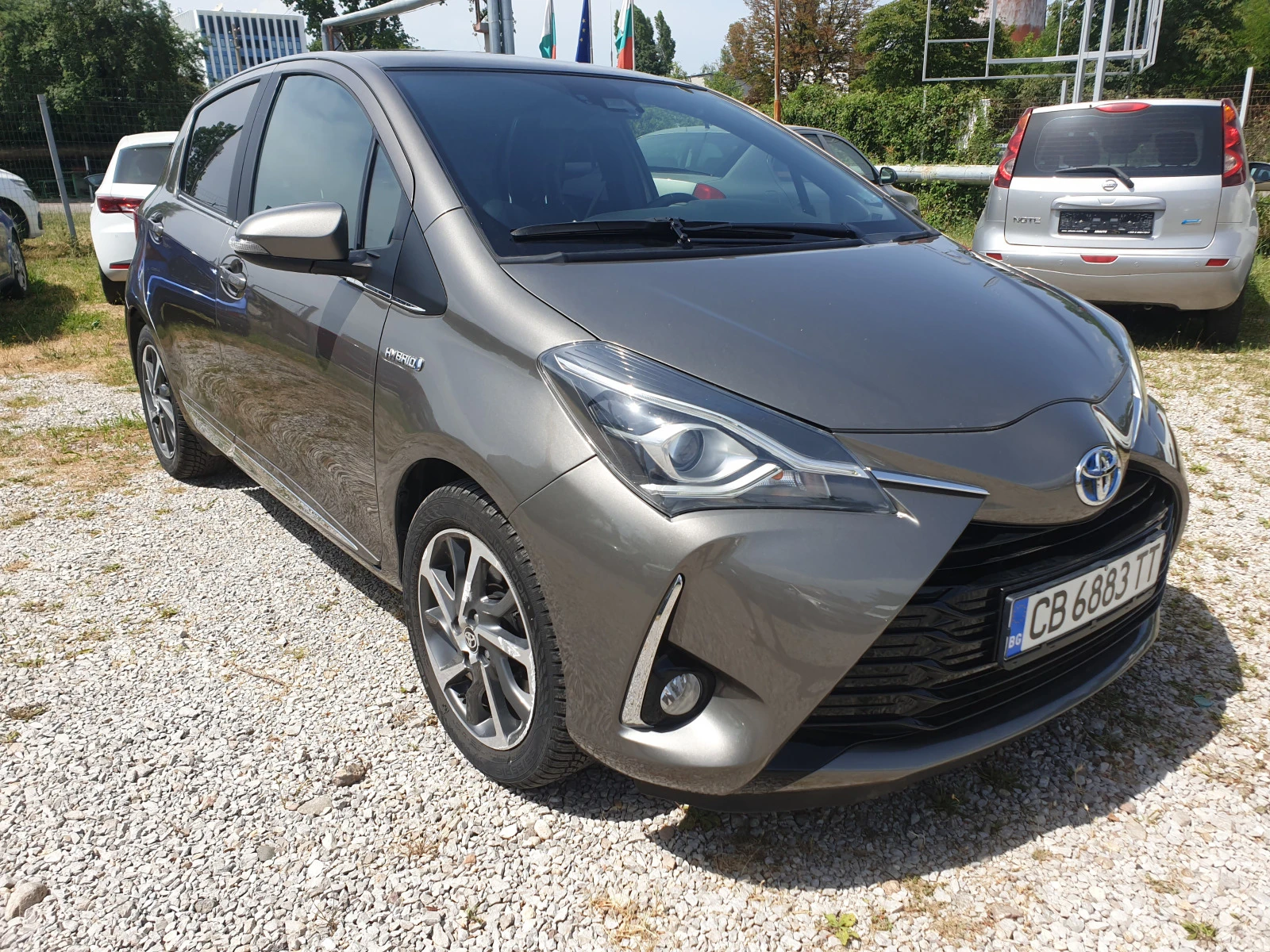 Toyota Yaris 1.5 Hibrid Panorama - изображение 3