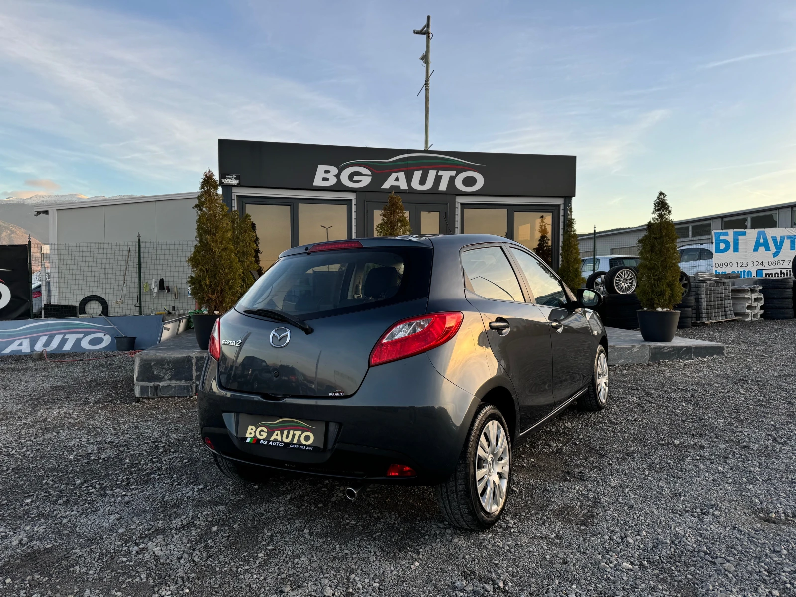 Mazda 2 * 138 ХИЛЯДИ* ИТАЛИЯ* 1.3-86* FUN*  - изображение 4