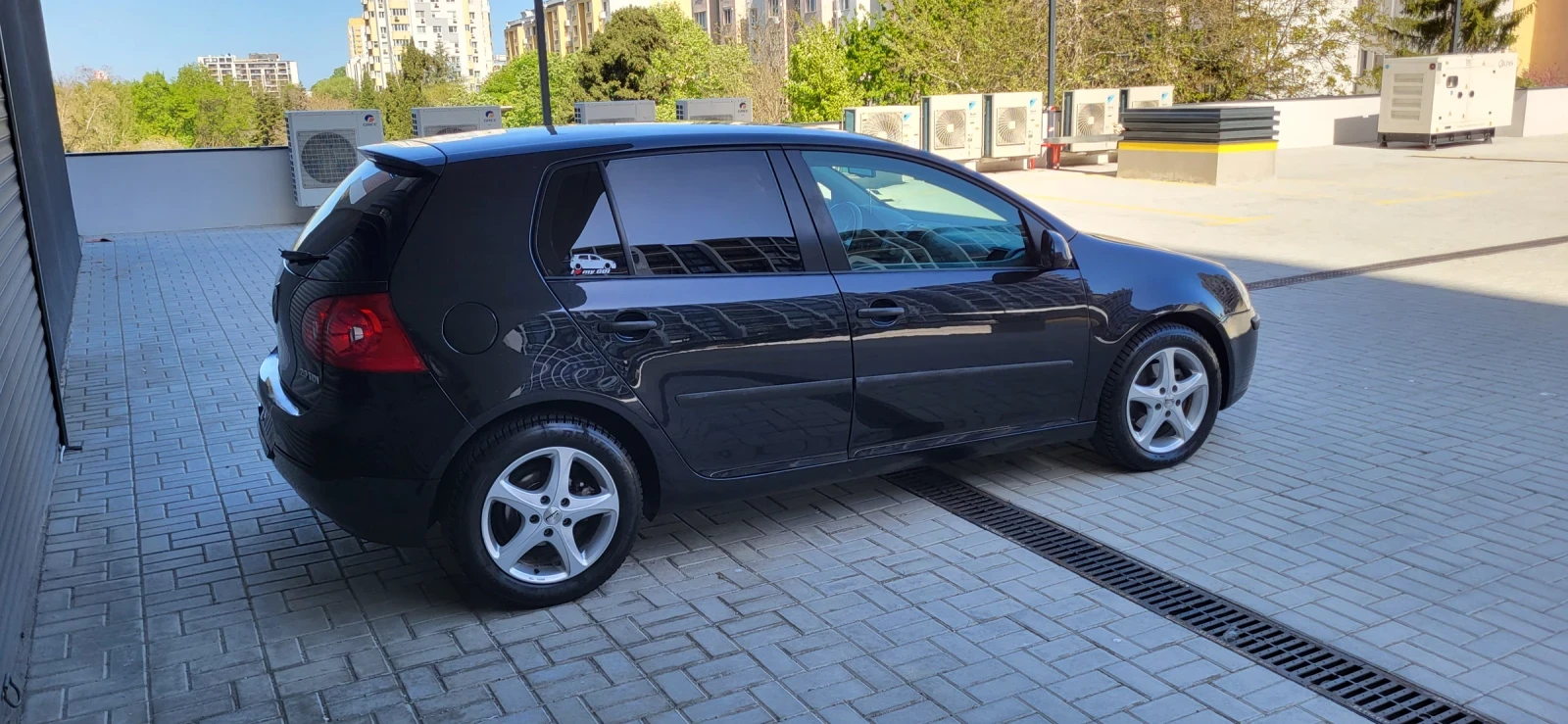 VW Golf 2.0 TDI - изображение 8