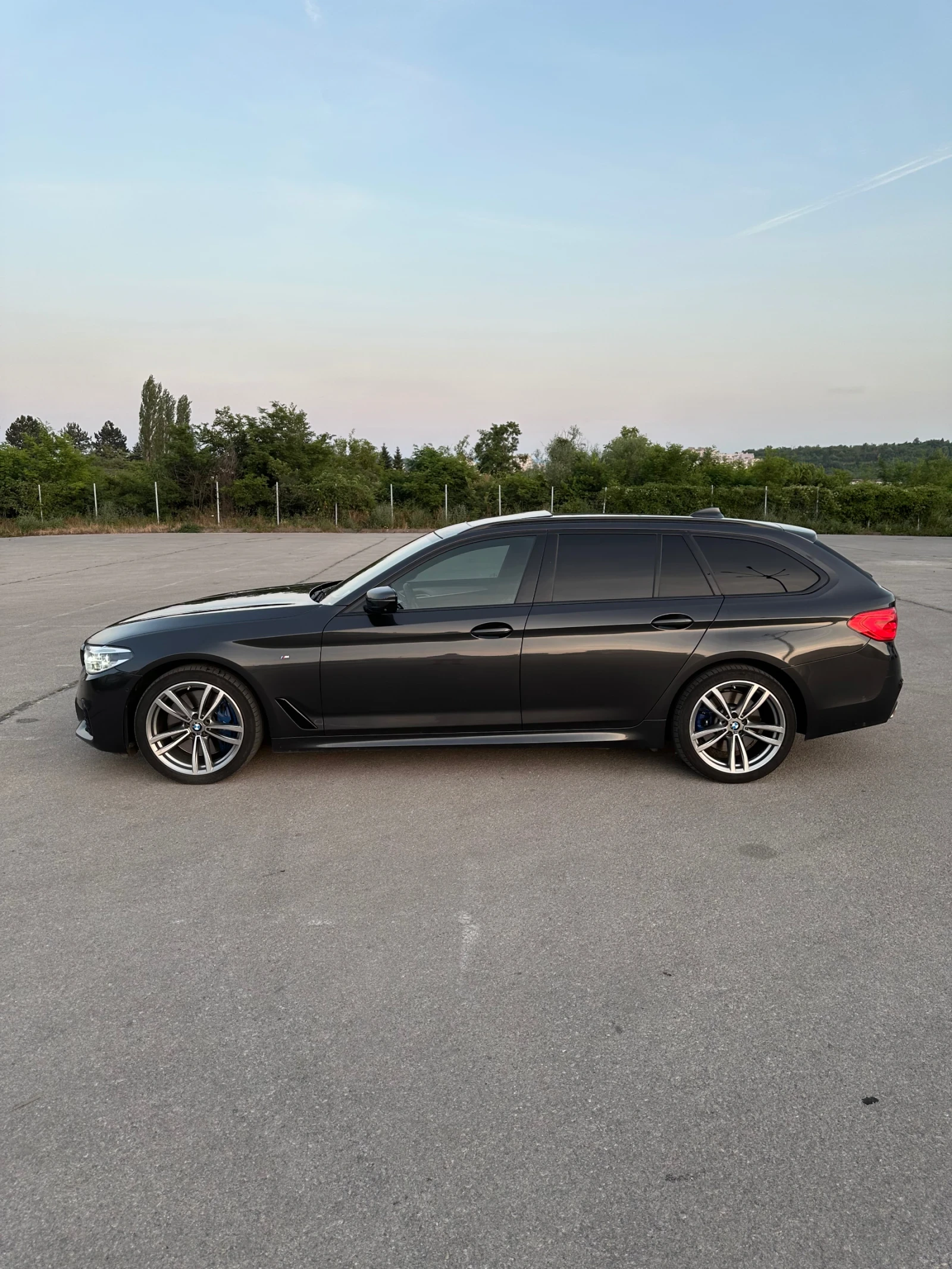 BMW 540 d xDrive M-Pack - изображение 6