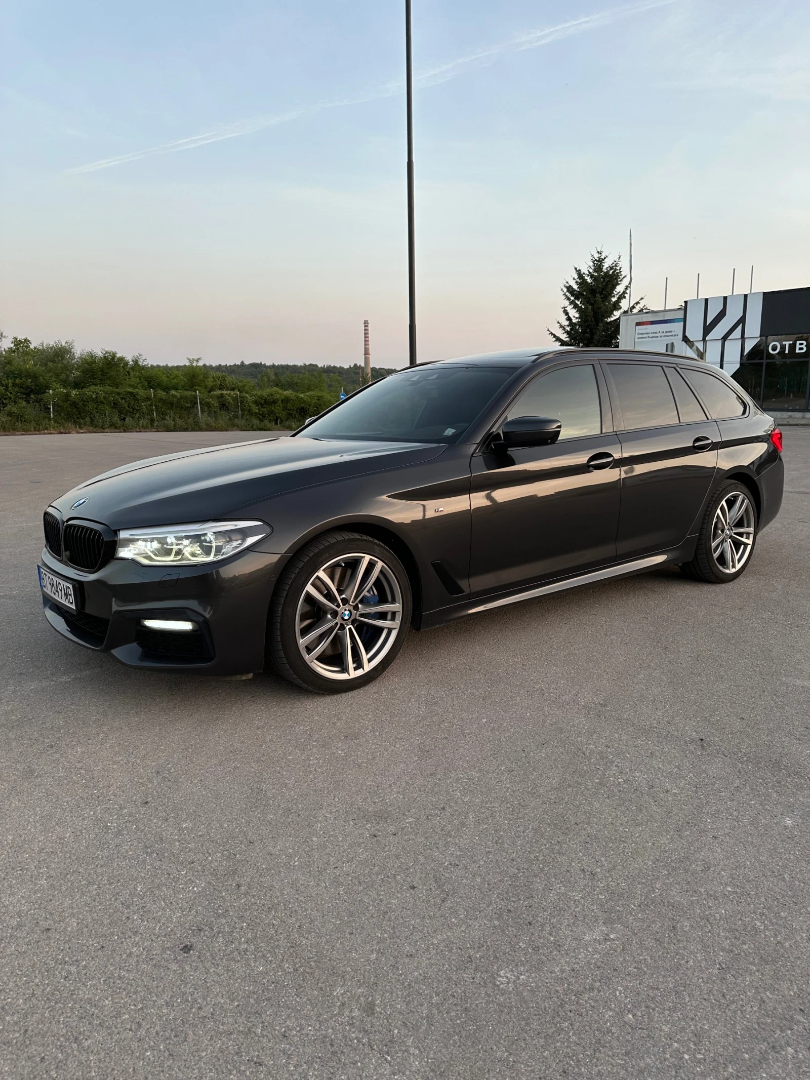 BMW 540 d xDrive M-Pack - изображение 4