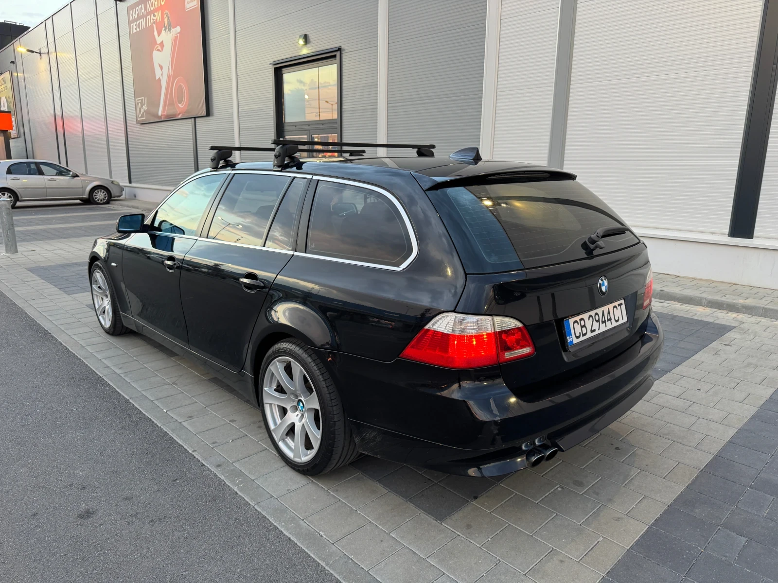 BMW 525 + зимни и летни гуми на джанти - изображение 4