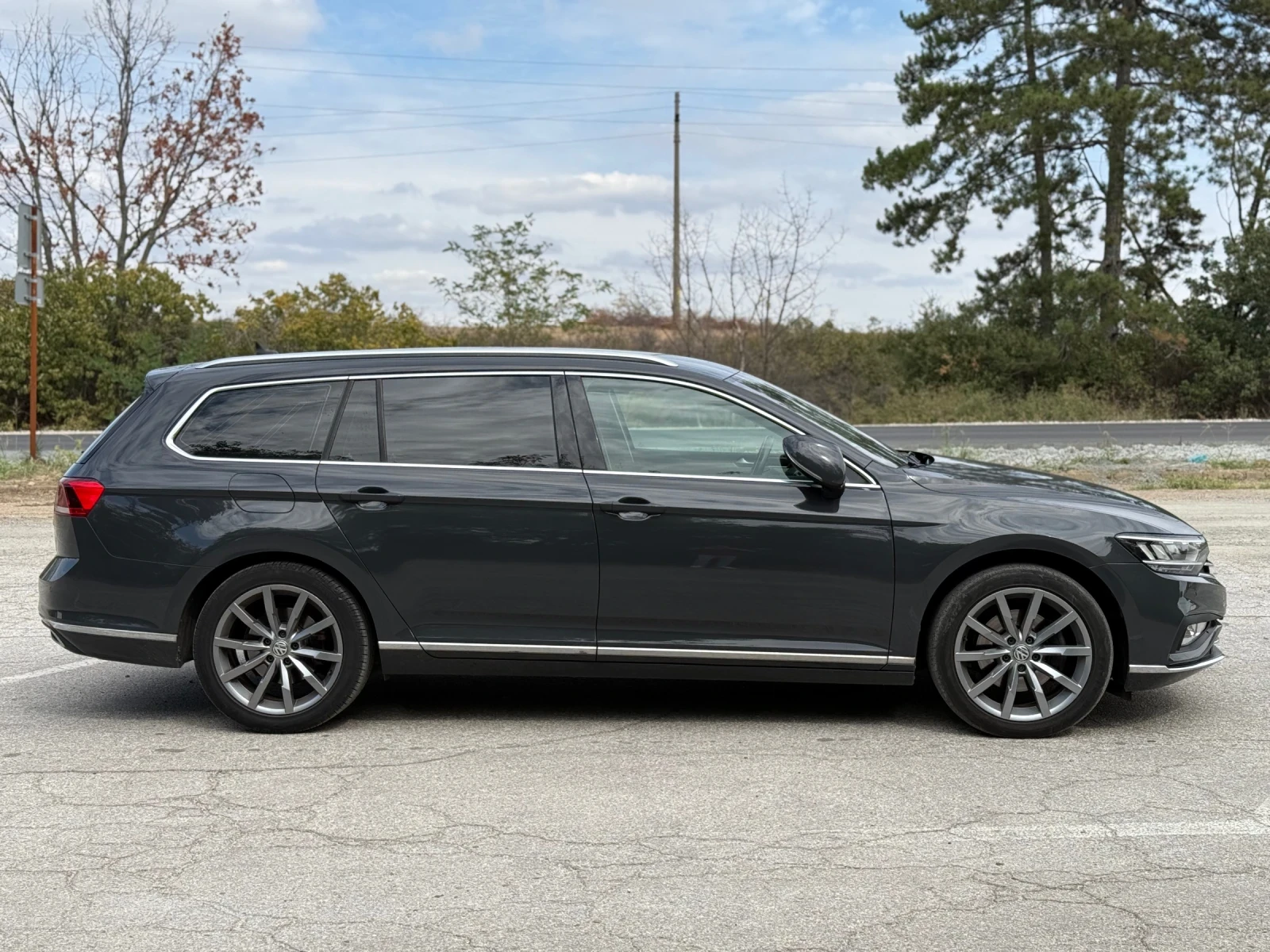 VW Passat HIGHLINE, 190 к.с. Дигитал - изображение 3
