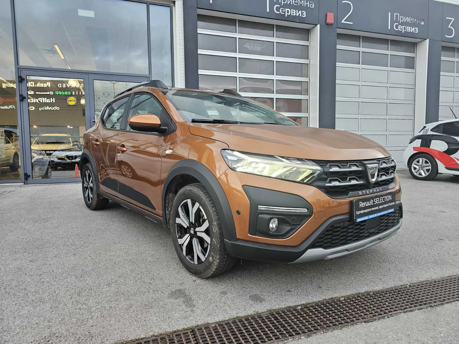 Dacia Sandero 1.0 TCe 90 Stop&Start EDC - изображение 2