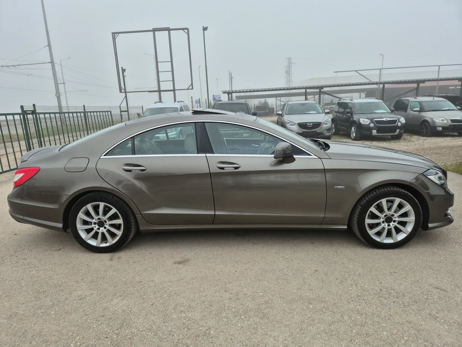 Mercedes-Benz CLS 350 cdi 4 matik AMG LED, снимка 4 - Автомобили и джипове - 53526335