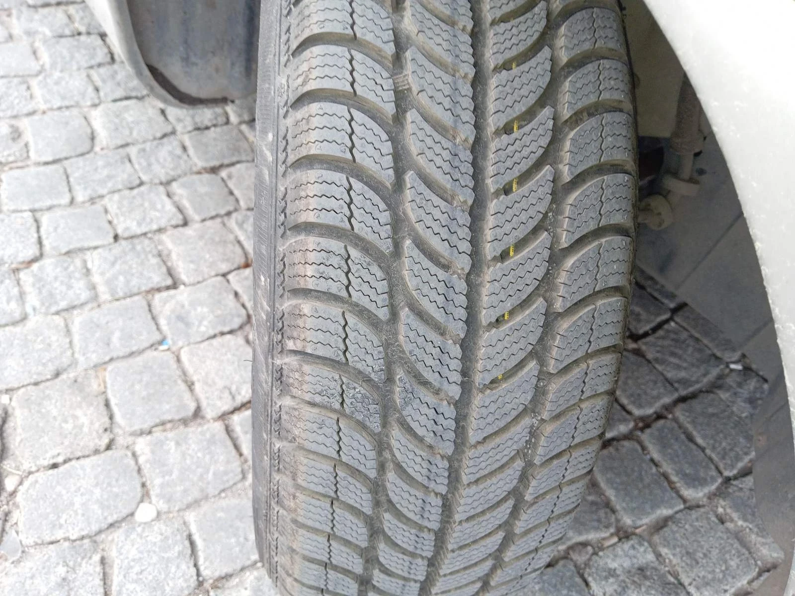 Lancia Ypsilon 1.2 - изображение 7