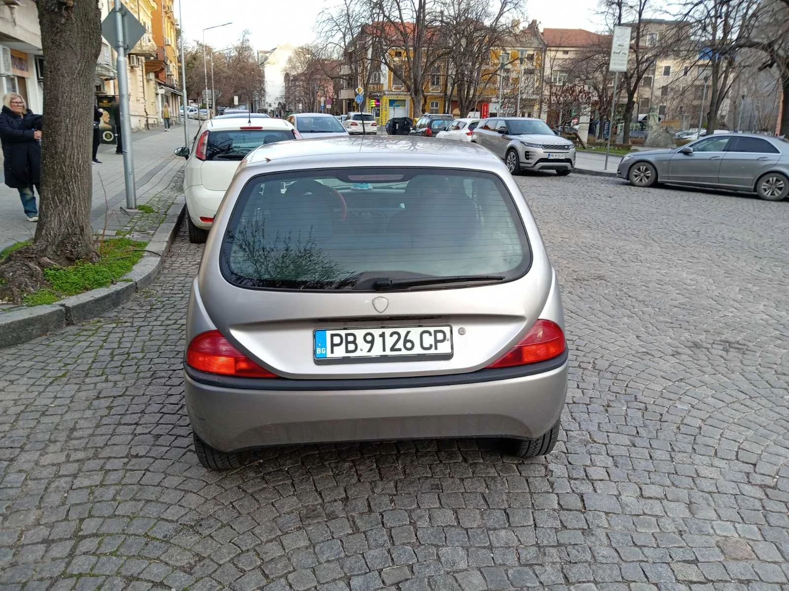 Lancia Ypsilon 1.2 - изображение 2