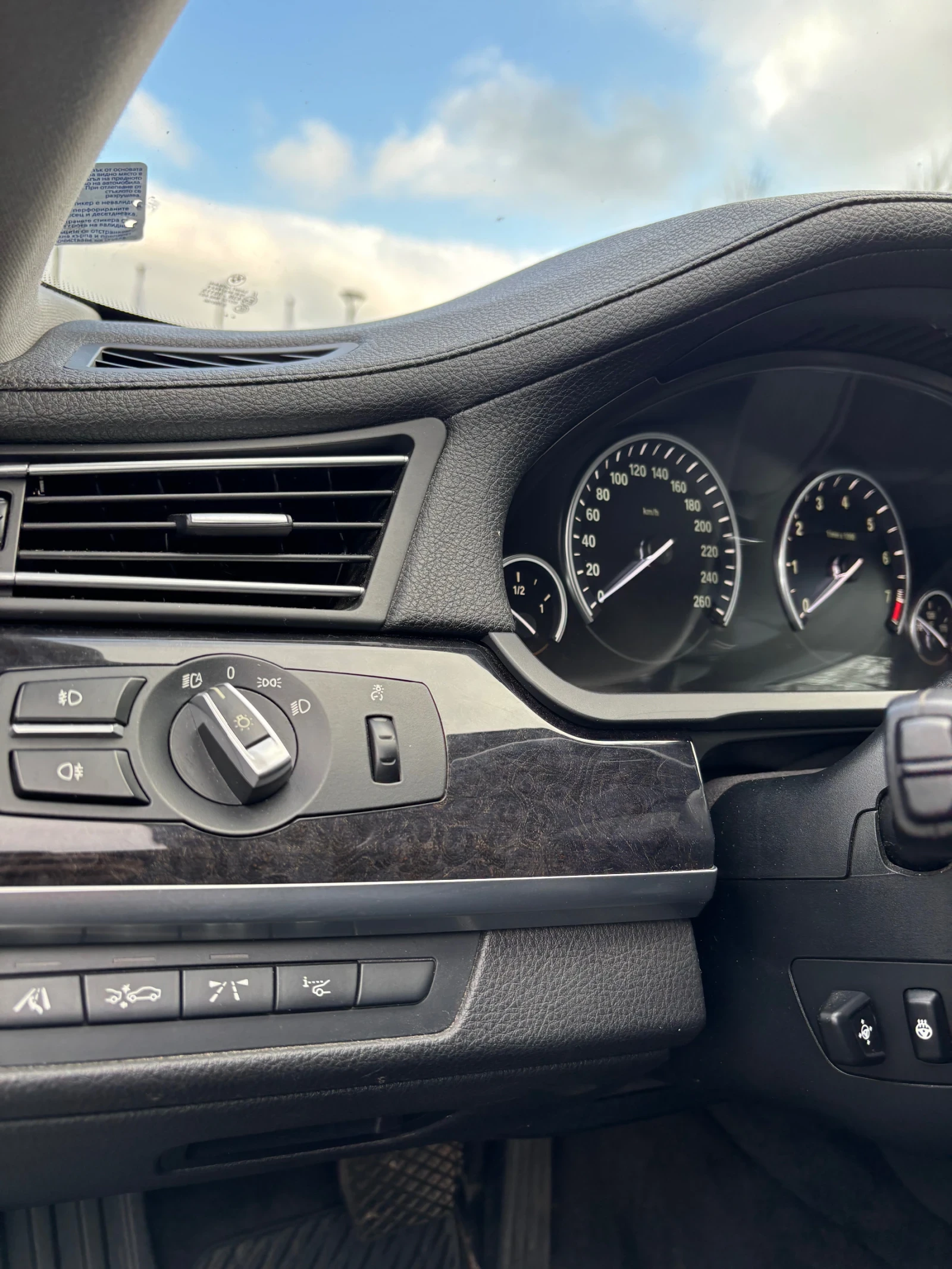 BMW 740, снимка 14 - Автомобили и джипове - 54015813