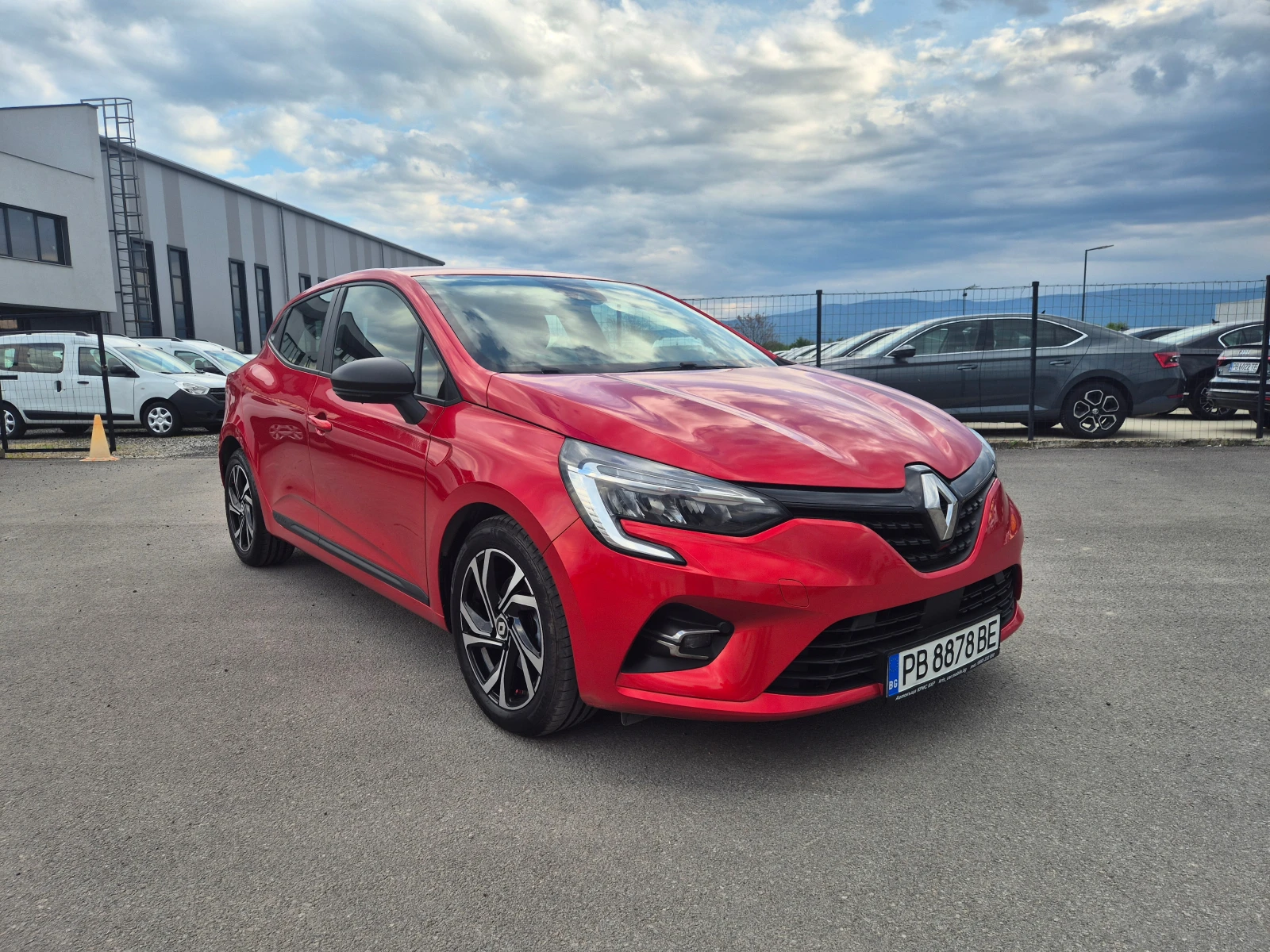 Renault Clio 1, 5DCI-6ск, снимка 7 - Автомобили и джипове - 54319335