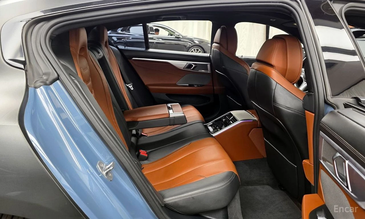 BMW 840 i M-Sport xDrive* HARMAN KARDON* 360 CAM* HEAD-UP*, снимка 14 - Автомобили и джипове - 54555309
