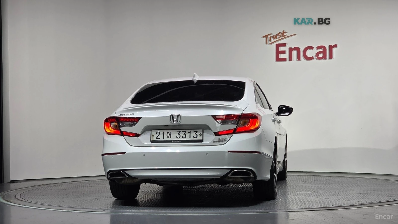 Honda Accord * 2.0t* SPORT* КОЖА* ПОДГРЕВ* ШИБИДАХ* КАМЕРА* , снимка 4 - Автомобили и джипове - 54732816