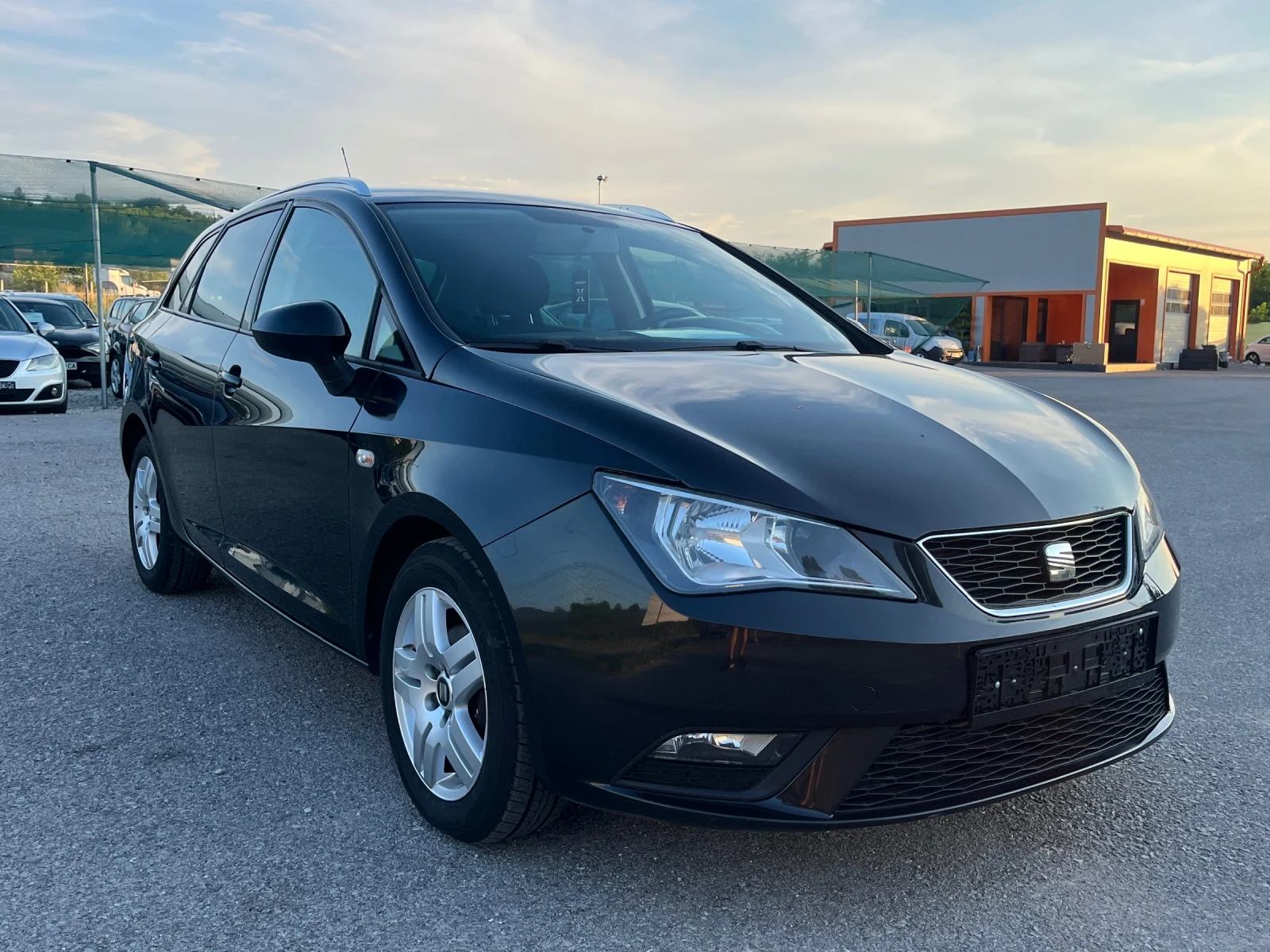 Seat Ibiza ST 1.6TDI 90кс, снимка 7 - Автомобили и джипове - 54890012