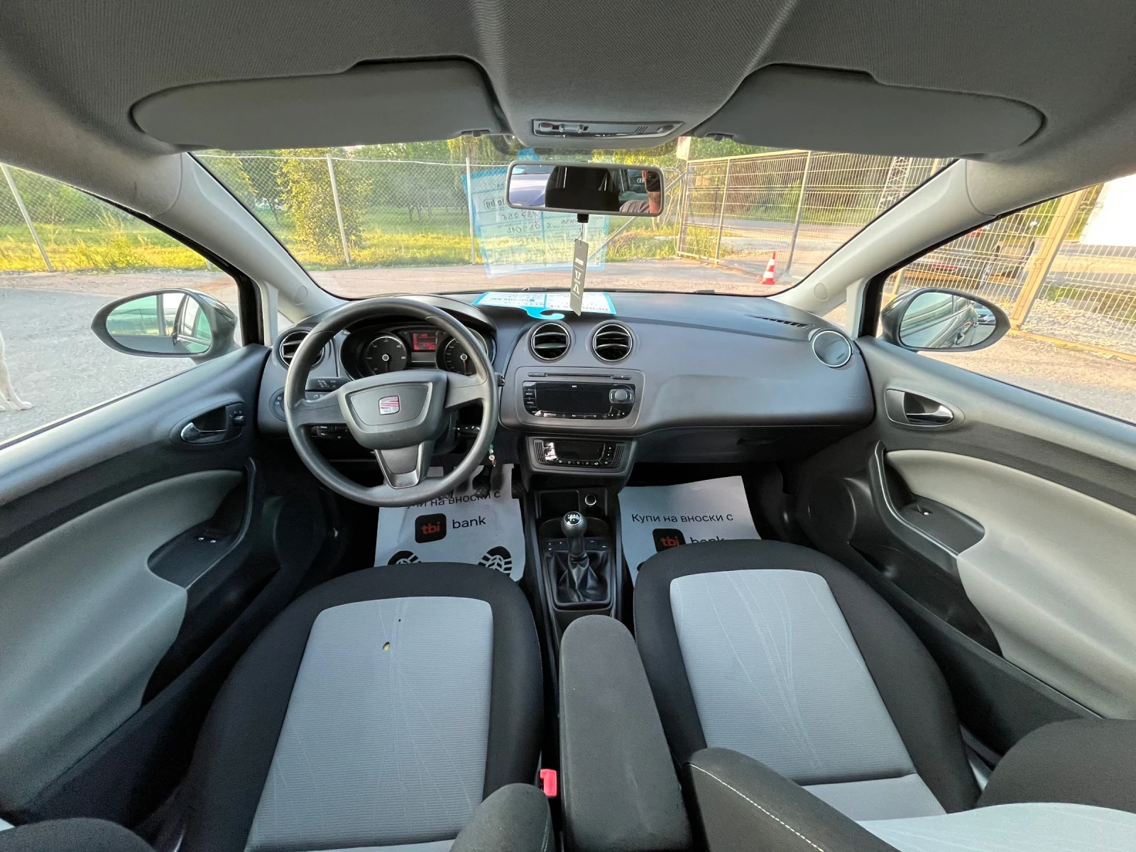Seat Ibiza ST 1.6TDI 90кс, снимка 13 - Автомобили и джипове - 54890012